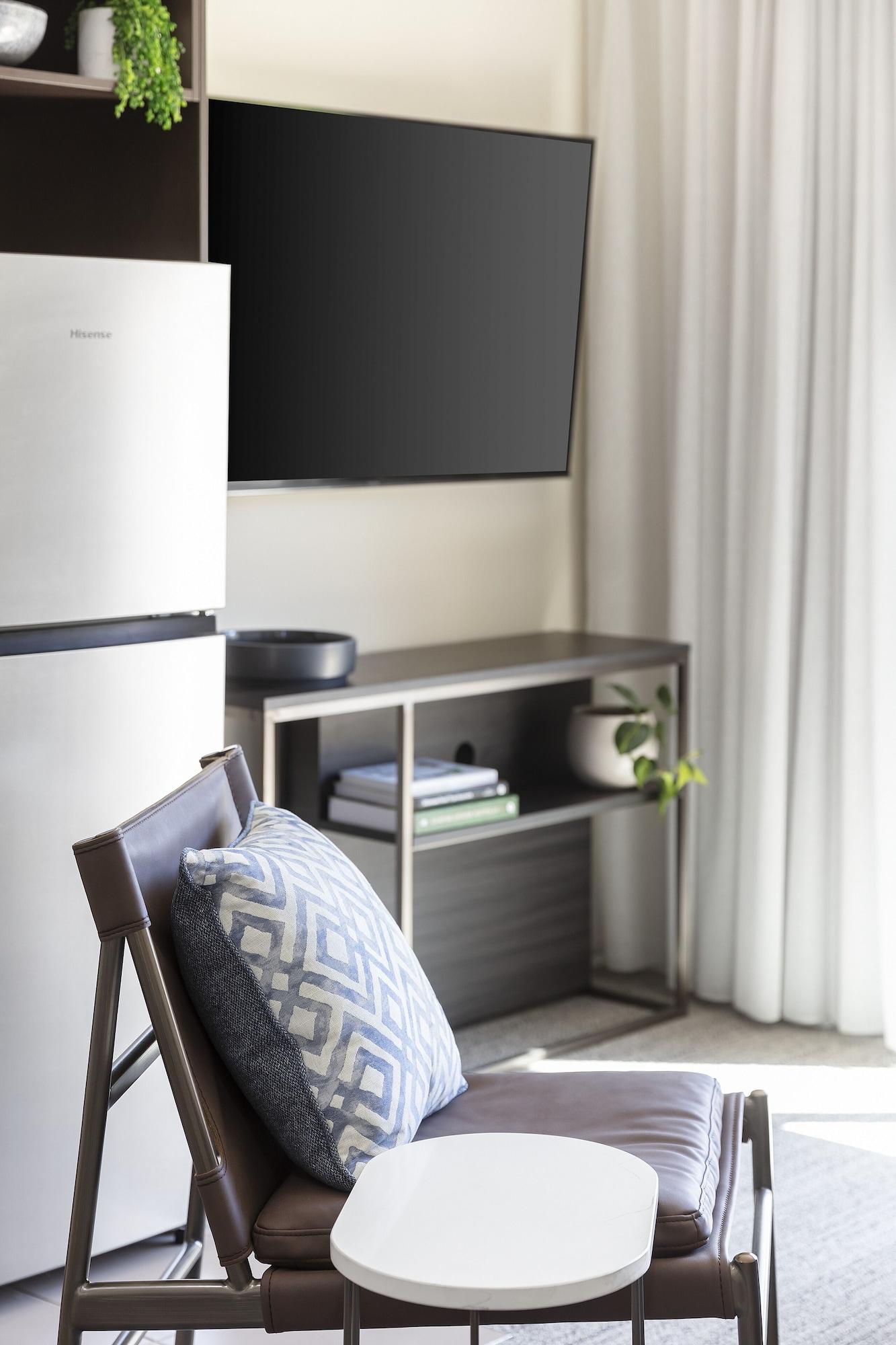 Quest Aparthotel 4*
