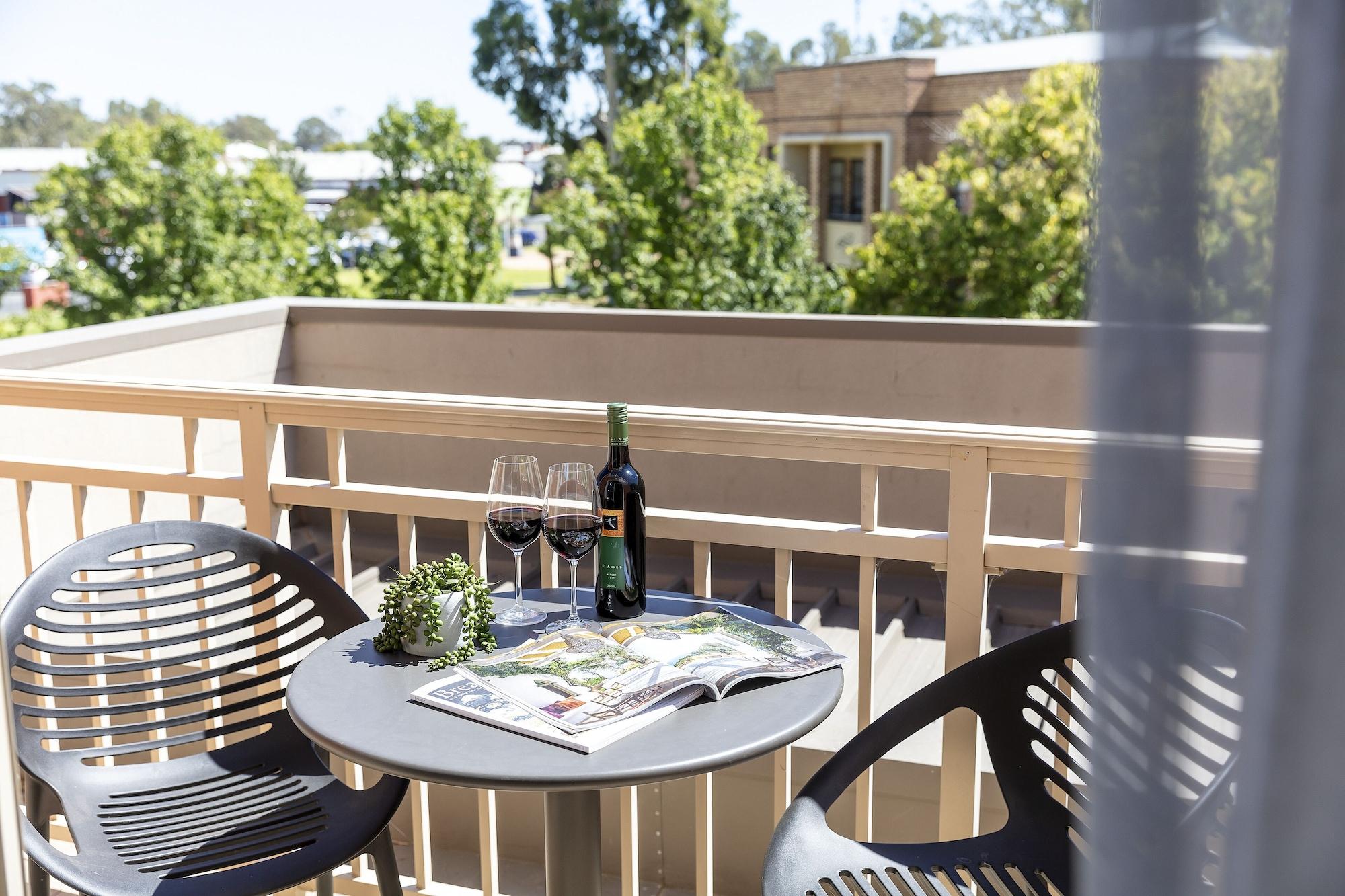 Quest Aparthotel 4*